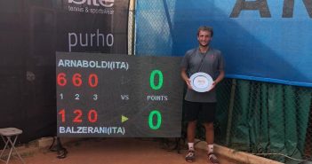 La premiazione di Arnaboldi all'Itf di Bergamo